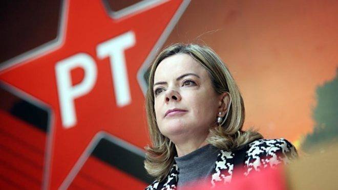 Gleisi Hoffmann rebate carta dos comandantes das Forças Armadas e diz que não cabe a eles opinar sobre processo político 2 gleisi hoffmann 660x372 1