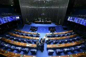 Senado, PEC da Transição