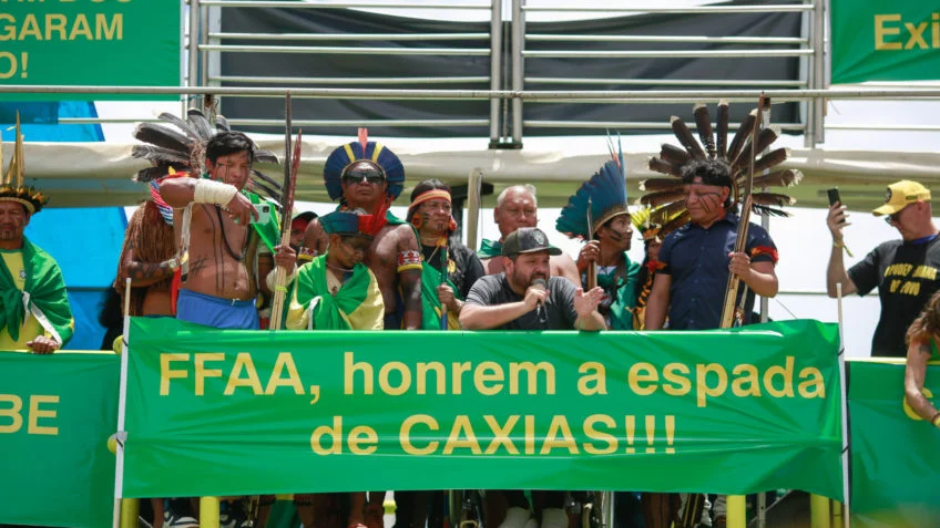 Patriotas fazem manifestação na Esplanada dos Ministérios em Brasília 8 Esplanada dos Ministérios em Brasília