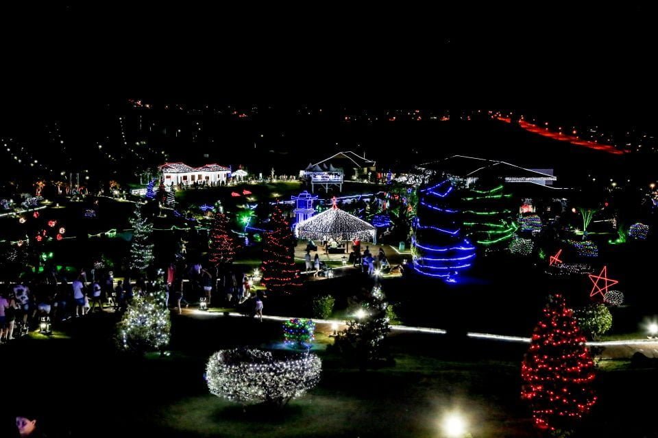 A inauguração da decoração de Natal do Parque do Japão