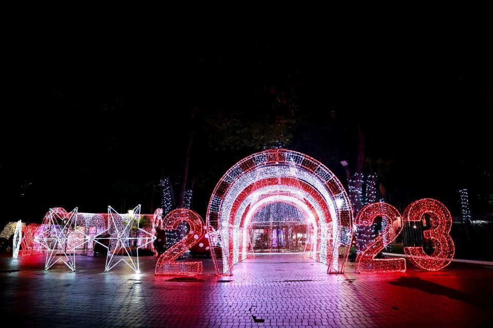 Show da Virada de Maringá celebra um novo ano na cidade 