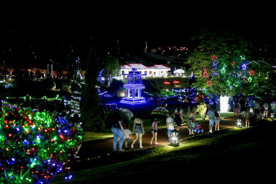 A inauguração da decoração de Natal do Parque do Japão