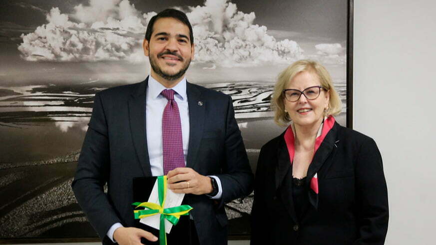 Presidente do Supremo Tribunal Federal (STF), ministra Rosa Weber e o ministro da Advocacia-Geral da União (AGU), Jorge Messias