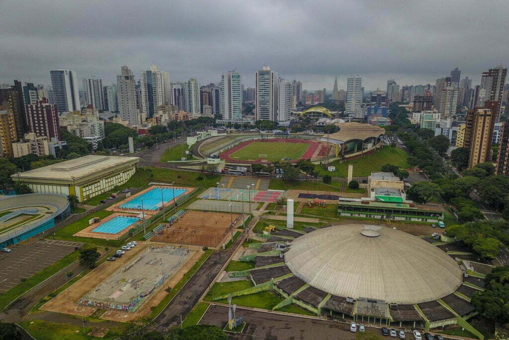 Maringá, vila olímpica e Estádio