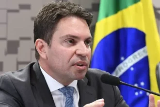 90988 diretor da agencia brasileira de inteligencia e cotado para comandar a pf 3 | Saiba Já News