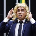 Nikolas Ferreira peruca mulher 2