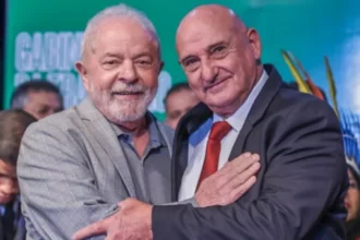 Presidente Lula e o general Goncalves Dias ex ministro chefe do Gabinete de Seguranca Institucional GSI da Presidencia da Republica 1 | Saiba Já News