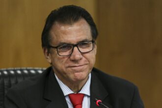 Ministro do Trabalho e Emprego, Luiz Marinho.