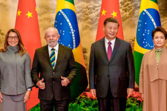 O presidente Luiz Inacio Lula da Silva afirmou na noite desta quinta feira 25 que conversou por telefone com o presidente da China Xi Jinping