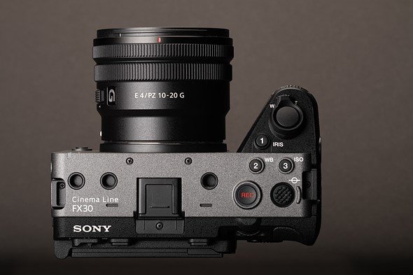 A Sony caprichou na nova Câmera FX30 8 Sony FX30 top down