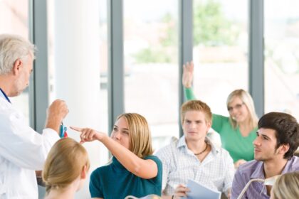 Número de graduandos mais velhos está em alta no Brasil