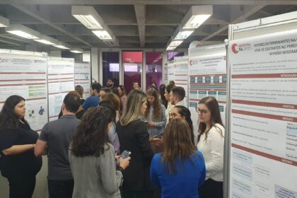 Evento destaca produção científica de alunos de medicina