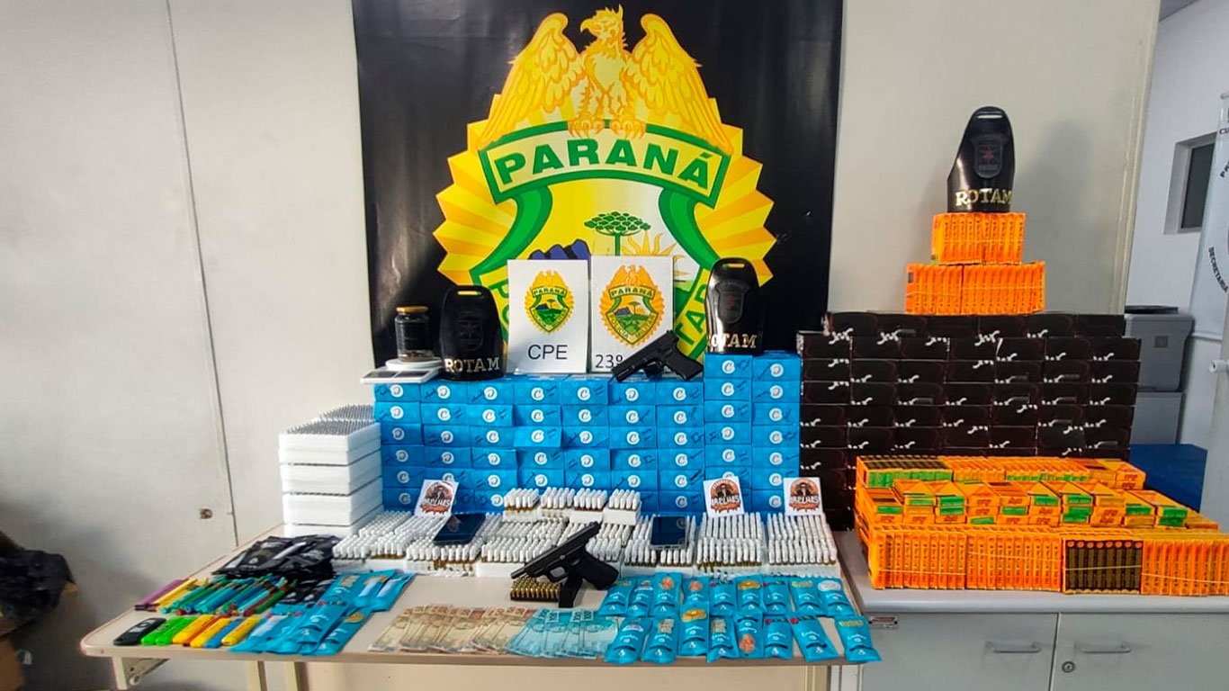 Policia militar apreende produtos com maconha