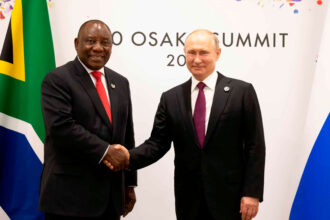 Presidente da Africa do Sul Cyril Ramaphosa e o lider da Russia Vladimir Putin | Saiba Já News