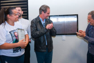Ulisses Maia inaugura salao comunitario do Jardim Olimpico