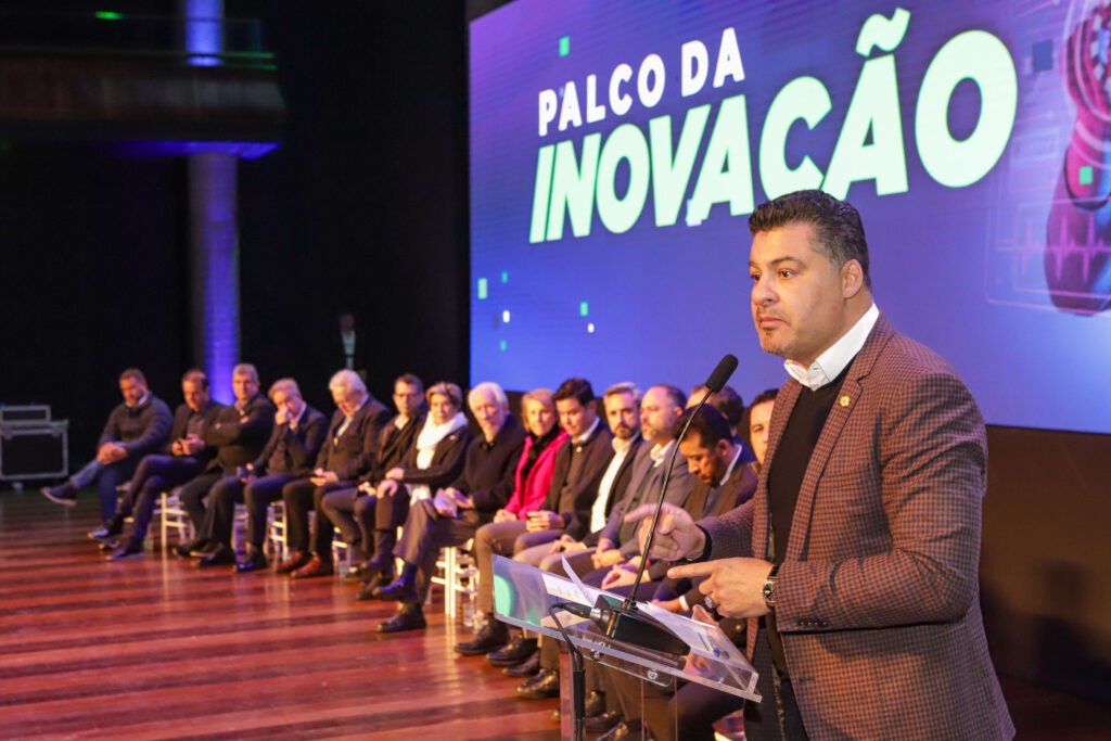Com wif-fi público e juro zero para inovação, Governo apresenta projetos da área no Connect Week 5 conect week foto rdziura 6773