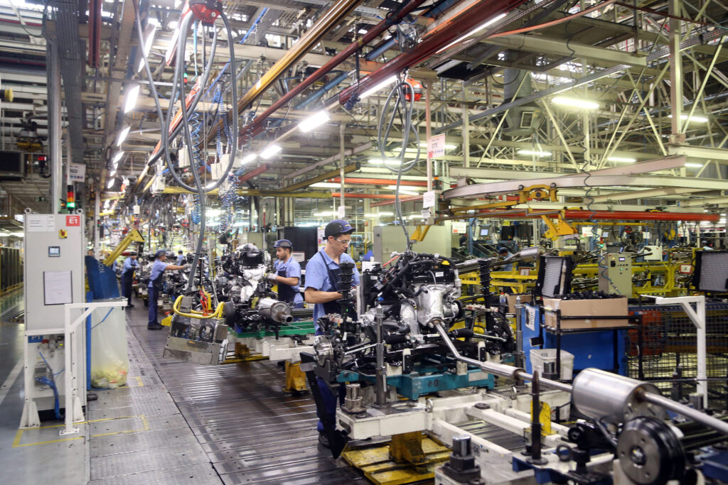Aô potência! Paraná tem a maior representatividade industrial da região Sul, aponta IBGE 4 renault 0005