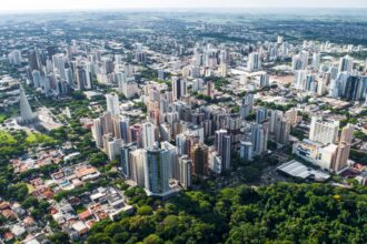 Maringa terceira maior cidade do estado do Parana Brasil