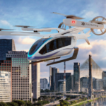 Aeronave elétrica de decolagem e pouso vertical (eVTOL), conhecida popularmente como carro voador