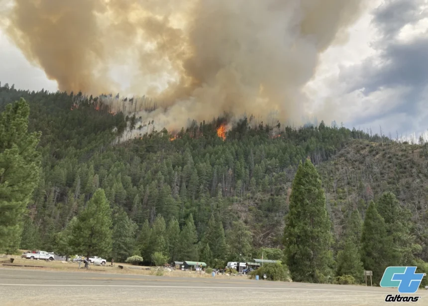 Cidade se esvazia enquanto milhares fogem de incêndio perto da capital dos Territórios do Noroeste do Canadá