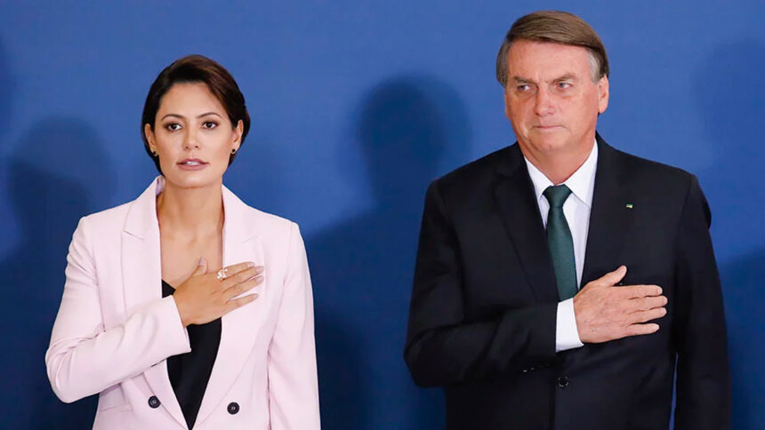 Bolsonaro, Michelle e aliados silenciam sobre joias em depoimentos à PF