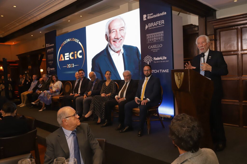 Vice-governador Darci Piana é homenageado com o título Personalidade Aecic 2023 2 homenagem aecic foto rdziura 9955 0