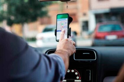 Uber deverá registrar motoristas; decisão é da Justiça do Trabalho de São Paulo