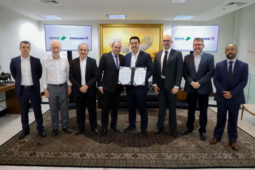 BRDE libera R$ 91,4 milhões para novos investimentos de empresas e prefeituras 2 governador brde 25 09 23 76