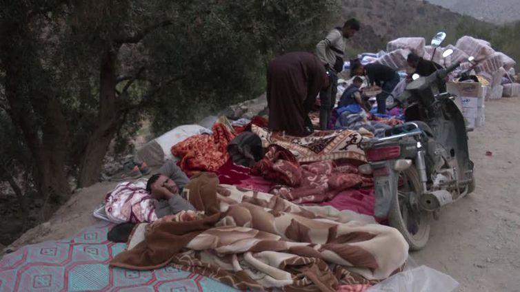 Terremoto no Marrocos | Equipes de quatro países auxiliam no resgate de vítimas 3 image 14
