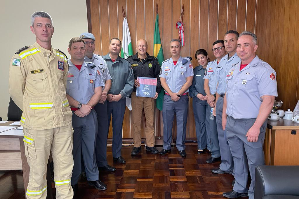 Corpo de Bombeiros do Paraná vira referência para curso de oficiais da PM de São Paulo