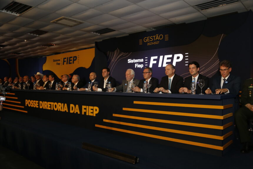 Posse do novo presidente da Federação das Indústrias do Paraná (Fiep)