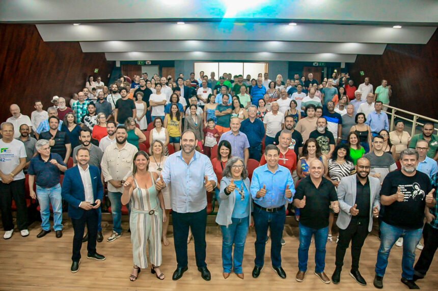 Partidos de esquerda e de centro formam coalizão em Maringá para as eleições 2024