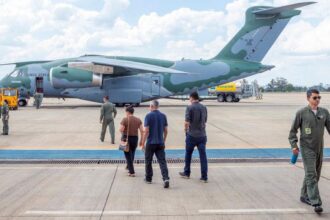 Brasília (DF), 10.10.2023 - Decolagem da aeronave KC-390 Millennium da FAB para a repatriação de brasileiros em território de Israel e Palestina. Operação Voltando em Paz. Foto: João Risi/Audiovisual/PR