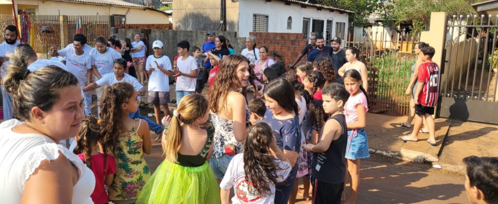 Ivan Boca Aberta e Projeto Mãos que Alimenta realizam festa do Dia das Crianças em Sarandi 7 WhatsApp Image 2023 10 07 at 18.55.27 2