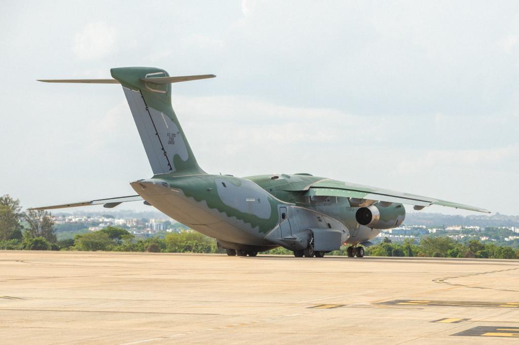 3ª aeronave da FAB decola para fazer a repatriação de brasileiros nos territórios de Israel e Palestina 10 aeronave KC-390 Millennium (Embraer)