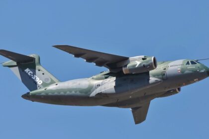 09/10/2023, Avião da Embraer KC 390. Foto: Marcos Corrêa/PR/Wikipedia