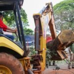 Os ventos chegaram a 110 km/h, a rajada mais forte já registrada na cidade desde 1976, quando a Estação Meteorológica da Universidade Estadual de Maringá (UEM) começou a operar.