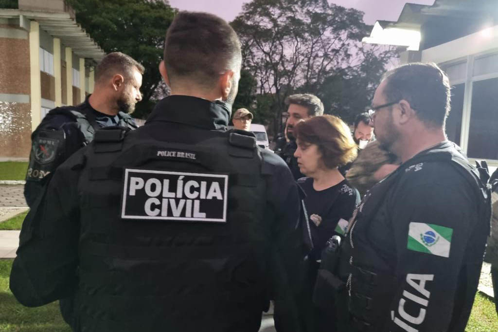 Polícias Civil e Militar cumprem 50 mandados contra grupo ligado ao tráfico de drogas