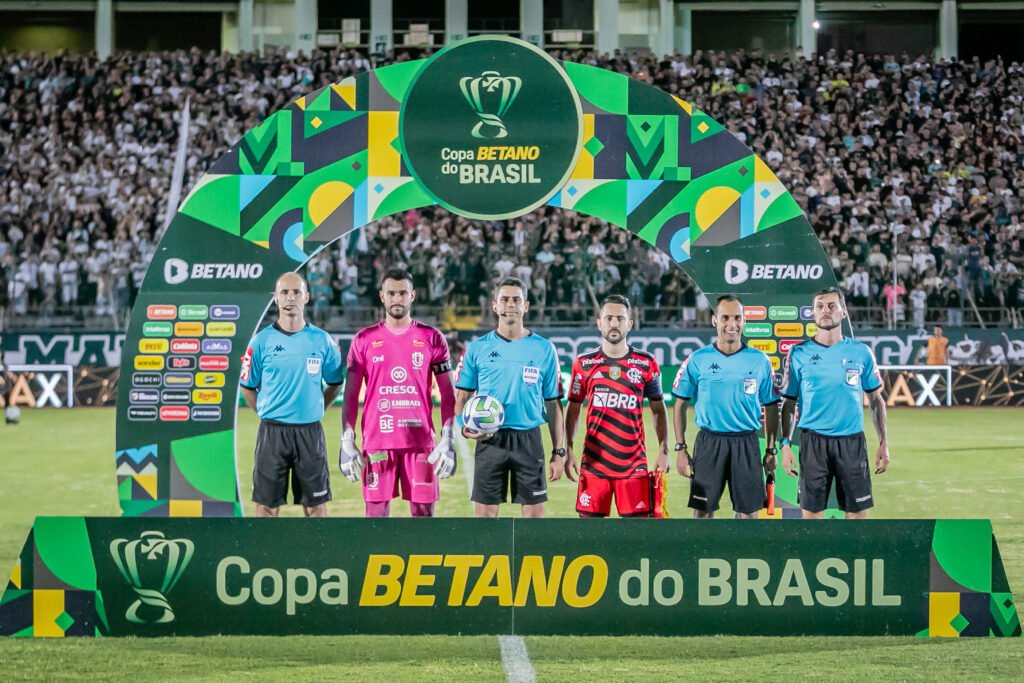 Maringá Futebol Clube completa 13 anos de existência 2 Maringá Futebol Clube completa 13 anos de existência