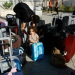 Brasileiros na passagem entre Rafah na Faixa de Gaza e o Egito