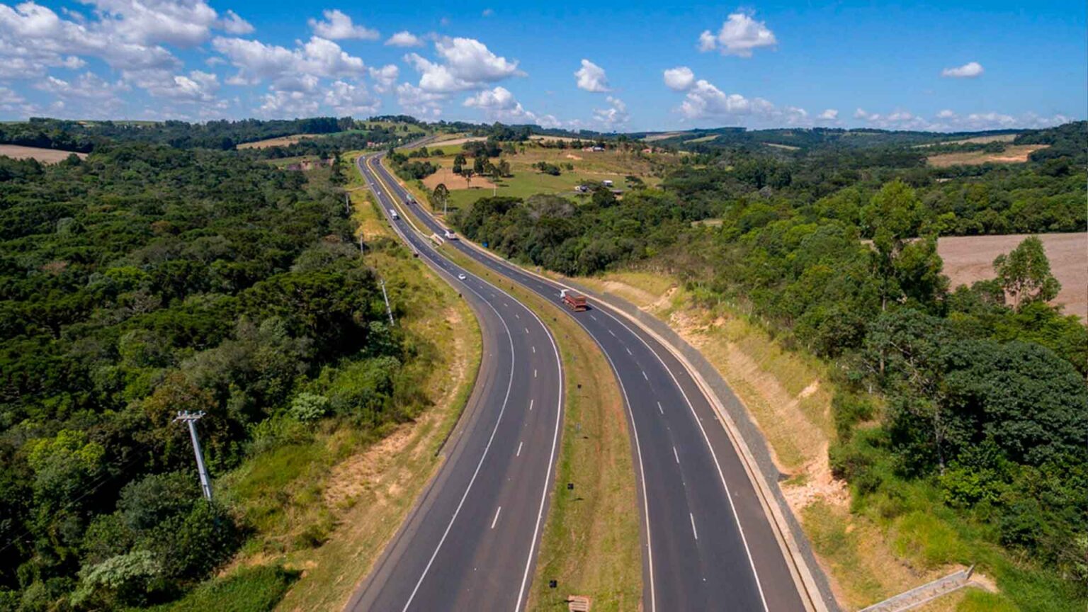Balanço: DER/PR libera bloqueio em rodovia de Entre Rios, distrito de Guarapuava Foto: DER
