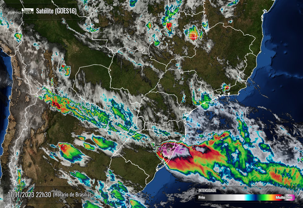 Fim de semana tem previsão de temporais, vendavais e queda de granizo no Paraná