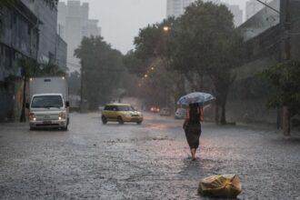 Chuva forte mata 6 pessoas em São Paulo