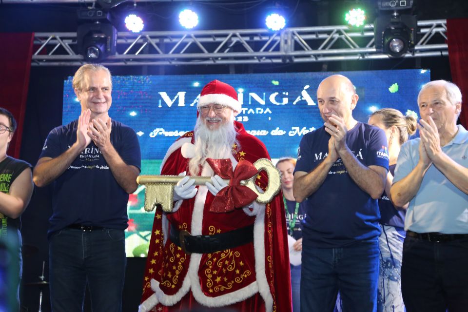 Cerca de 5 mil pessoas compareceram na Abertura da Maringá Encantada 2023 em Floriano 4 Abertura da Maringá Encantada 2023 em Floriano