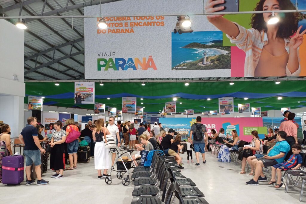 Nova estrutura de embarque em Paranaguá é aprovada pelos paranaenses, estado está na rota de cruzeiros 7 Paranaenses aprovam nova estrutura de Paranaguá e proximidade com cruzeiros