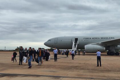 Força Aerea Brasieleira - 3 grupo de repatriados da Faixa de Gaza