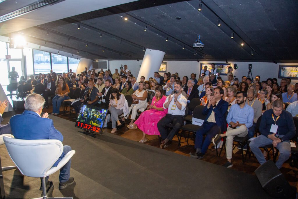 Paraná apresenta programas no 70° Fórum Nacional de Habitação, no Rio de Janeiro 4 70° Fórum Nacional de Habitação