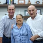 Prefeito Ulisses Maia e vice Edson Scabora recebem mais de 200 pessoas durante ′Gabinete Aberto′