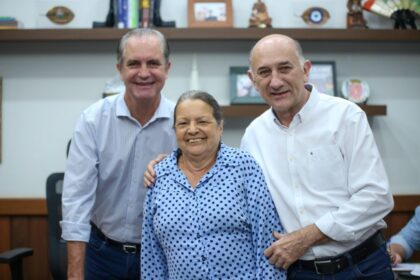 Prefeito Ulisses Maia e vice Edson Scabora recebem mais de 200 pessoas durante ′Gabinete Aberto′