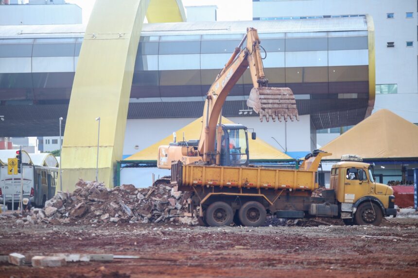 obras em Maringá